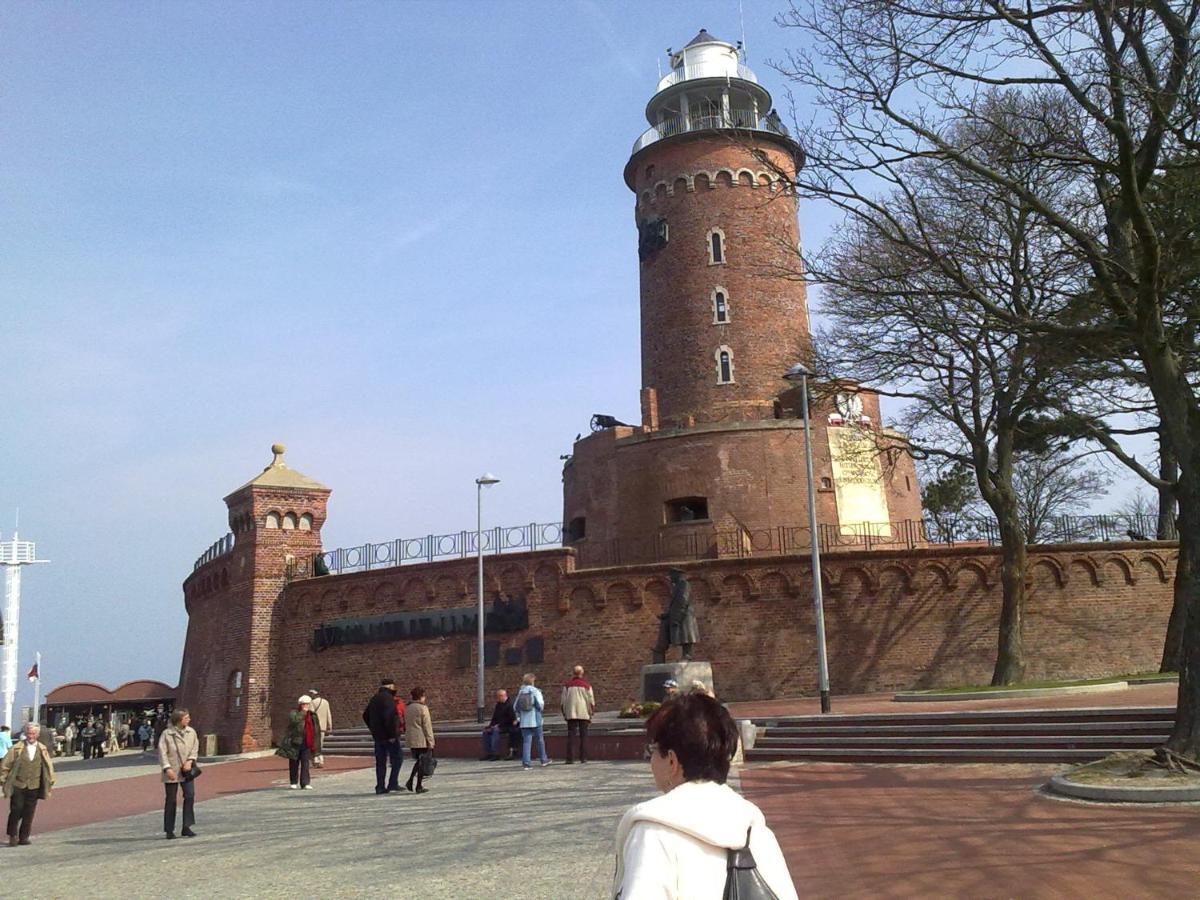 W Kolobrzegu Blisko Plazy, Parku I Promenady